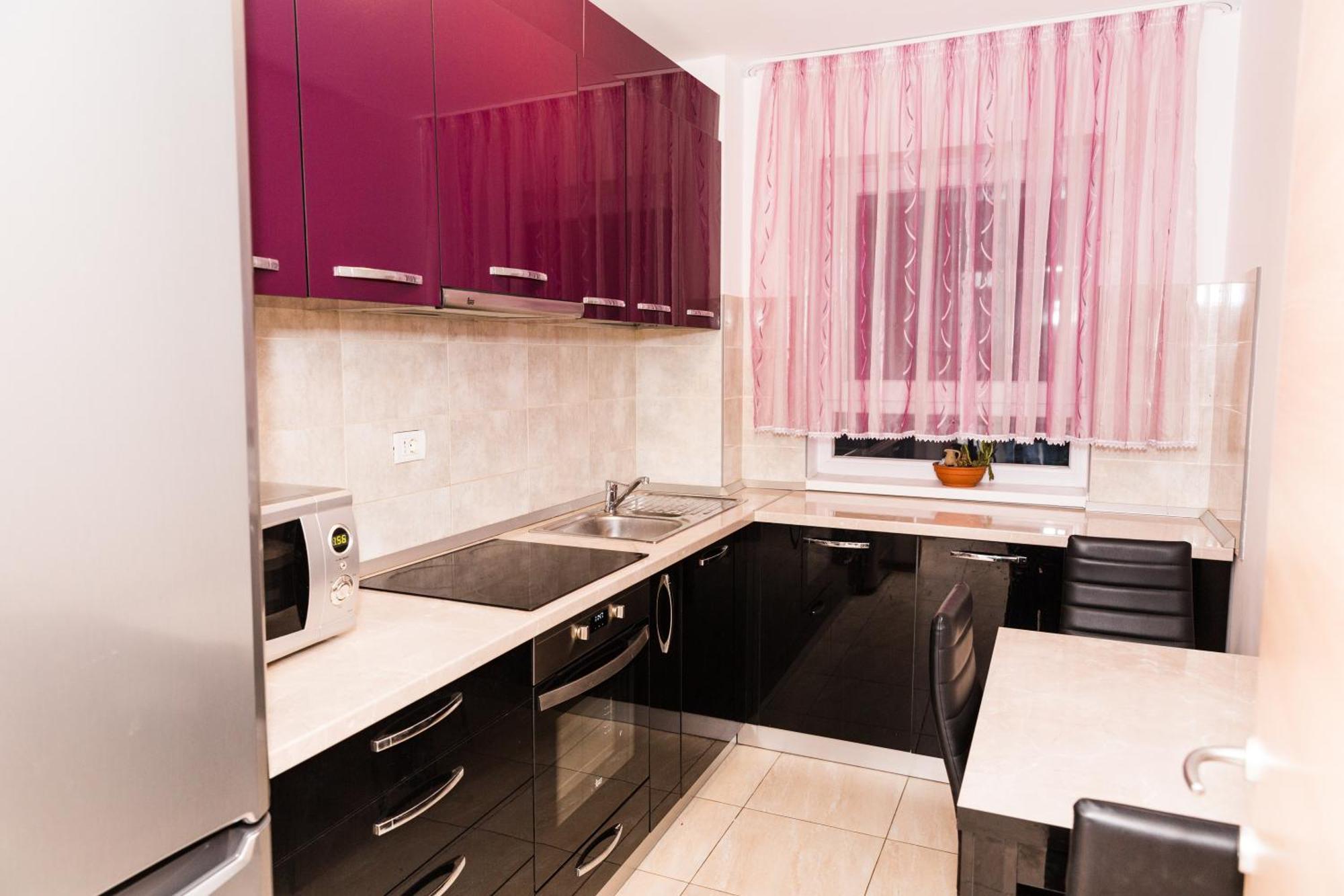 Urban Retreat Luxury Hideaway Apartment Орадеа Екстериор снимка