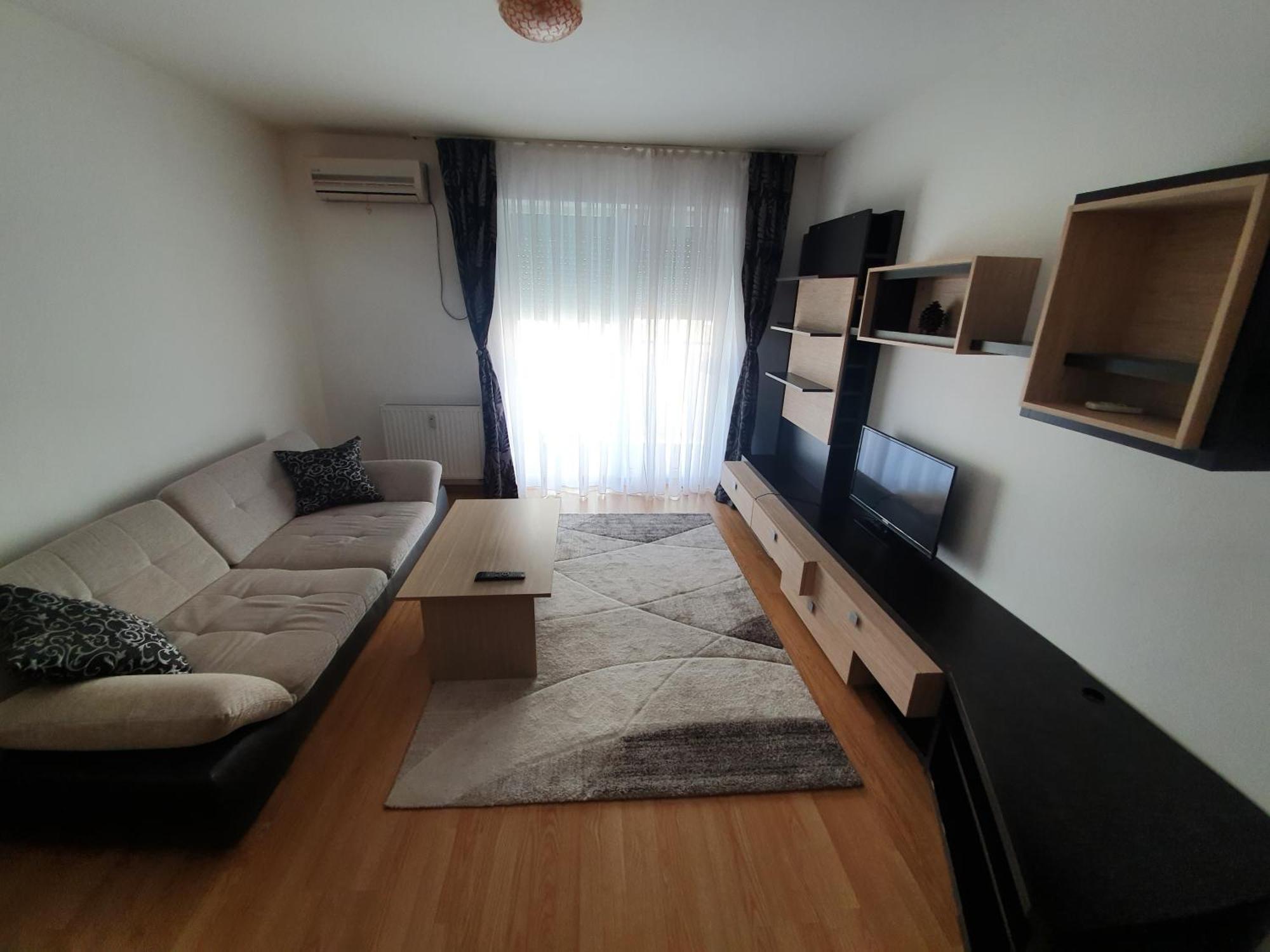 Urban Retreat Luxury Hideaway Apartment Орадеа Екстериор снимка